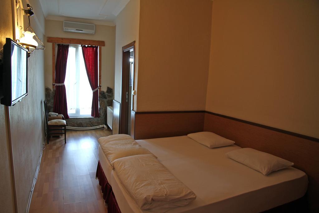 Aqua Boss Hotel Eceabat Exterior photo